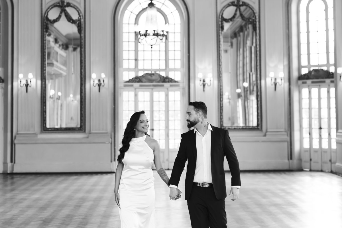 Retrato em preto e branco do casal no Automóvel Clube de Minas Gerais
