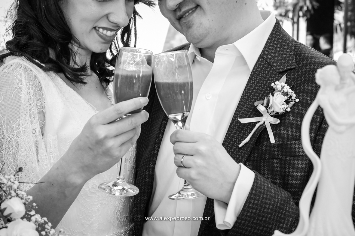 o brinde do casal 