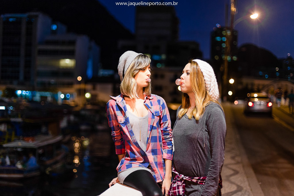 Jaqueline-Porto-Fotografia-praia-da-urca-ensaio-de-amigas-de-noite
