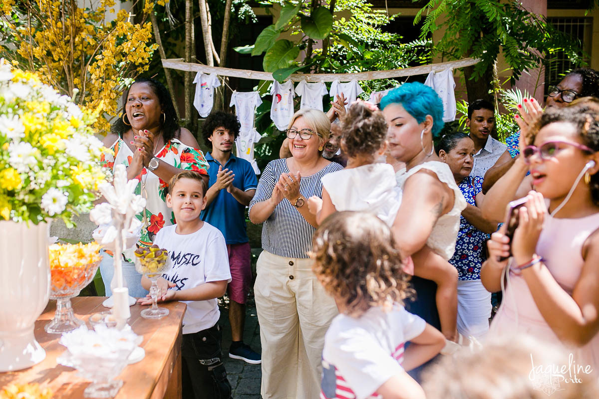 jaqueline-porto-fotografia-de-batizado-de-menina-e-festa-de-um-ano-gruta-nossa-senhora-de-lourdes-tijuca-rio-de-janeiro-parabens
