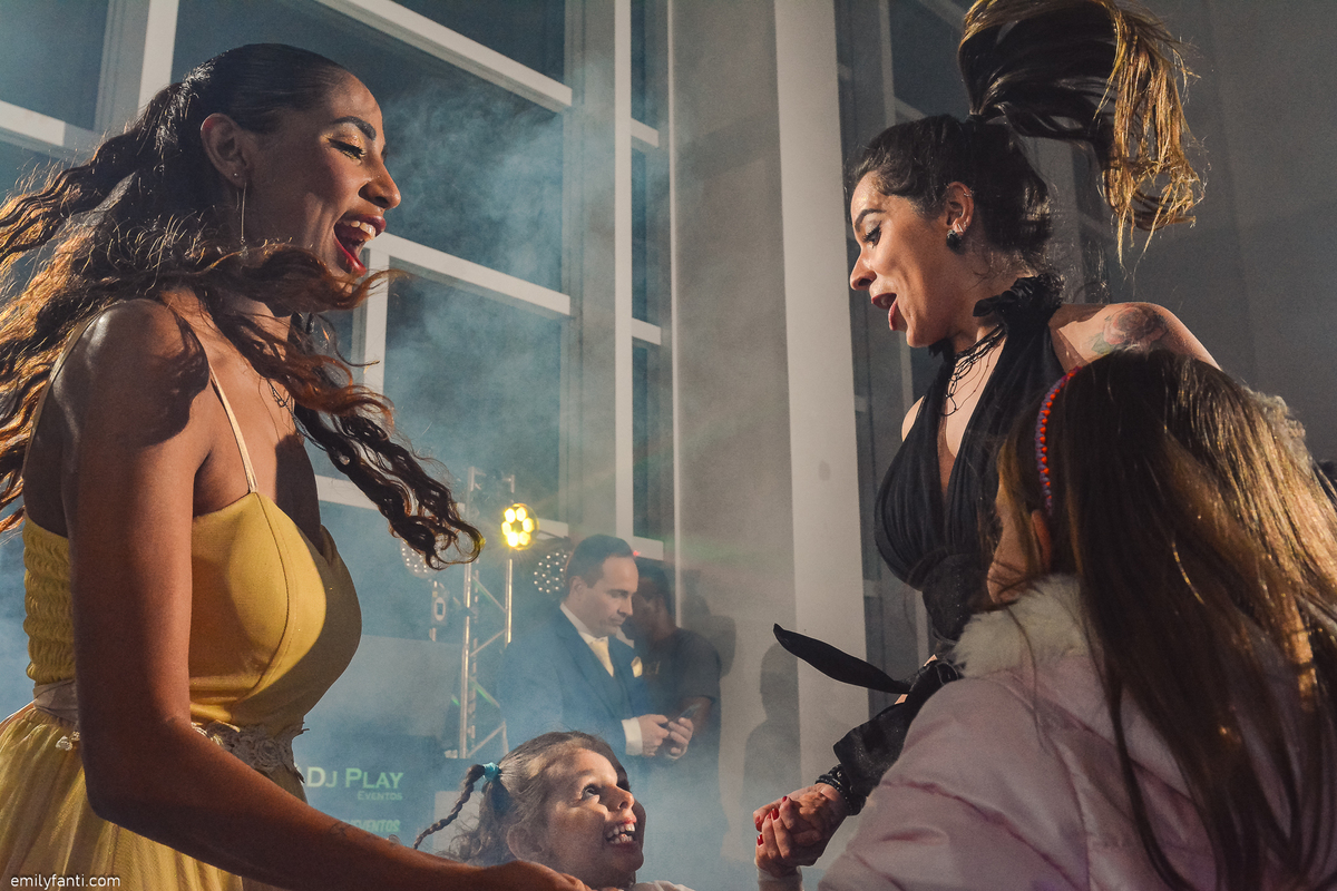 15 anos, aniversário, balada, cobertura 15 anos, cobertura fotográfica, cobertura fotográfica em sp, debutante, debutante sp, emily fanti, fotografia afetiva, fotografia de 15 anos, fotografia de debutante, fotografia de festa, são paulo