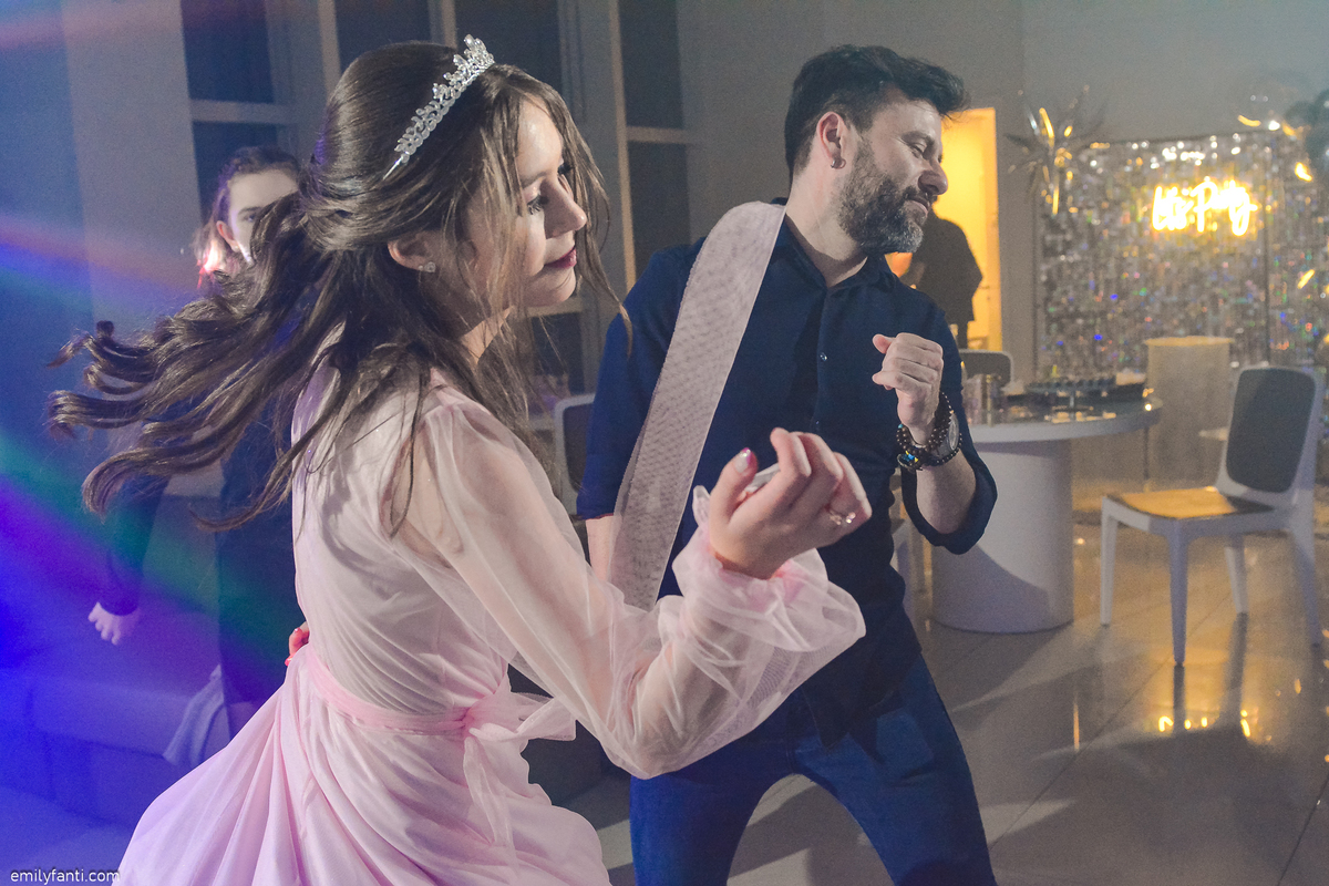 15 anos, aniversário, balada, cobertura 15 anos, cobertura fotográfica, cobertura fotográfica em sp, debutante, debutante sp, emily fanti, fotografia afetiva, fotografia de 15 anos, fotografia de debutante, fotografia de festa, são paulo