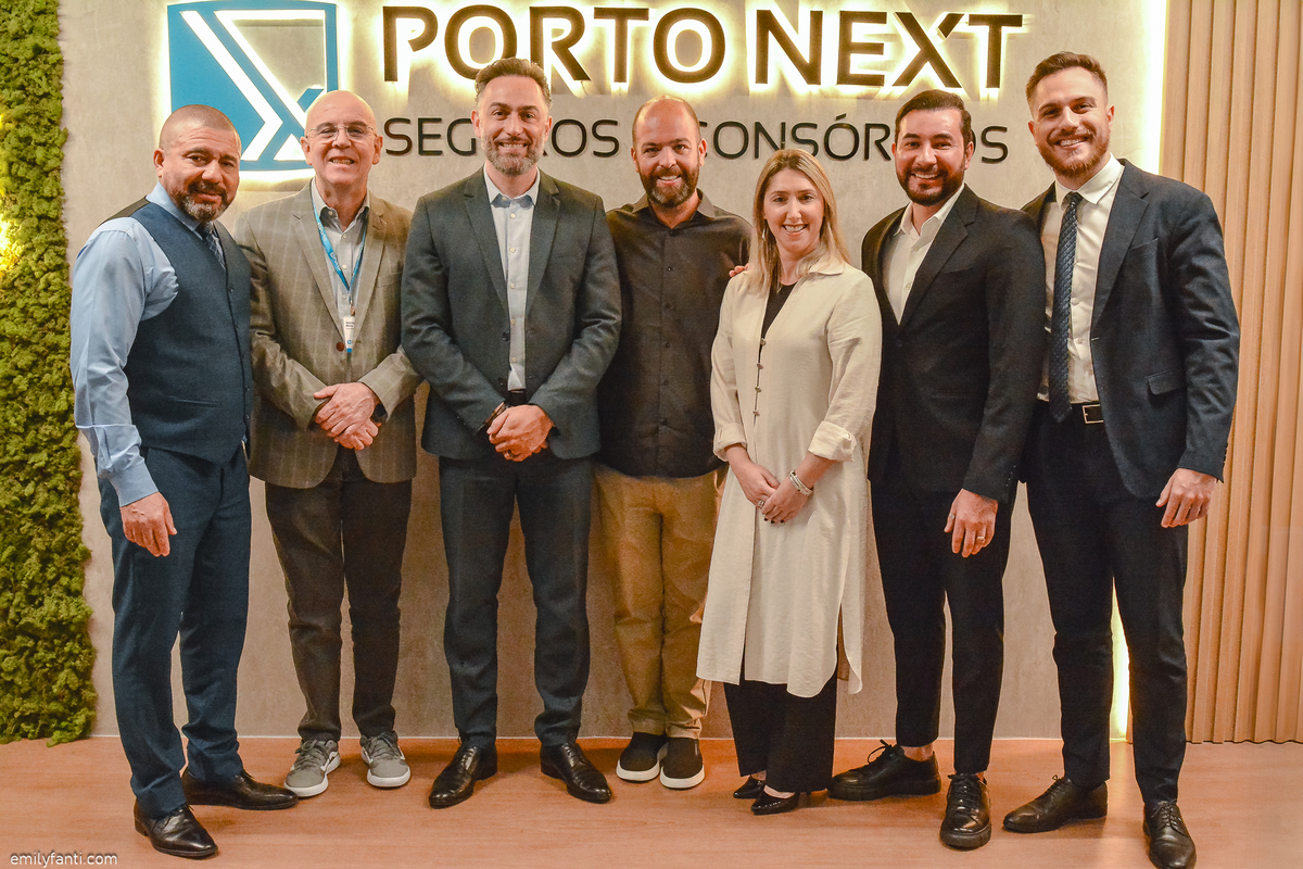 cobertura corporativa, cobertura fotográfica em são paulo, consórcio, emily fanti, fotografia de empresa, fotografia institucional, fotografia no escritório, institucional, retrato corporativo, seguros , escritório ; fotografia corporativa, festa da firma