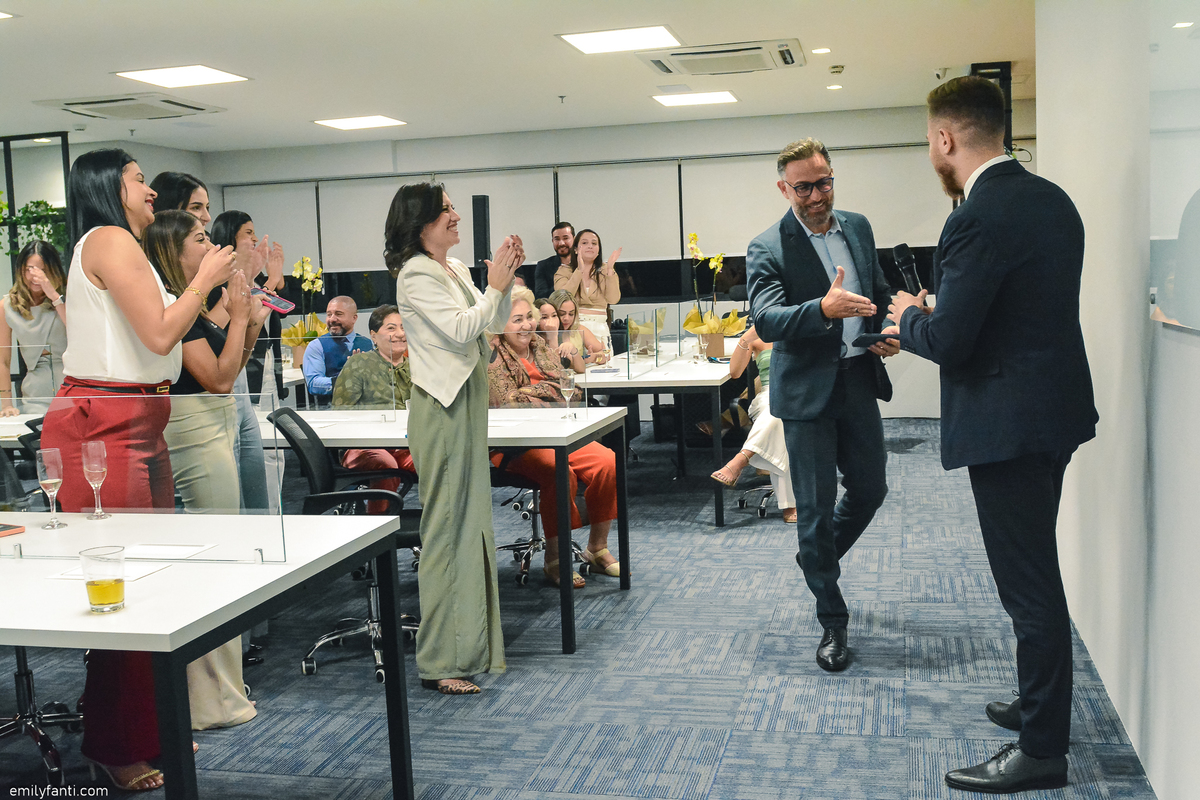 cobertura corporativa, cobertura fotográfica em são paulo, consórcio, emily fanti, fotografia de empresa, fotografia institucional, fotografia no escritório, institucional, retrato corporativo, seguros , escritório ; fotografia corporativa, festa da firma