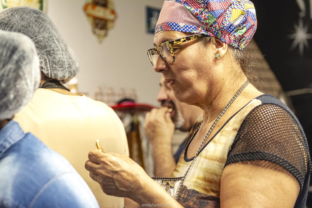 confraternização, culinária, culinária portuguesa, emily fanti, encontro de família, festa, festa de família, filhoses, fotografia de família, fotografia documental, receita de família, registro fotográfico, reunião familiar, tradição