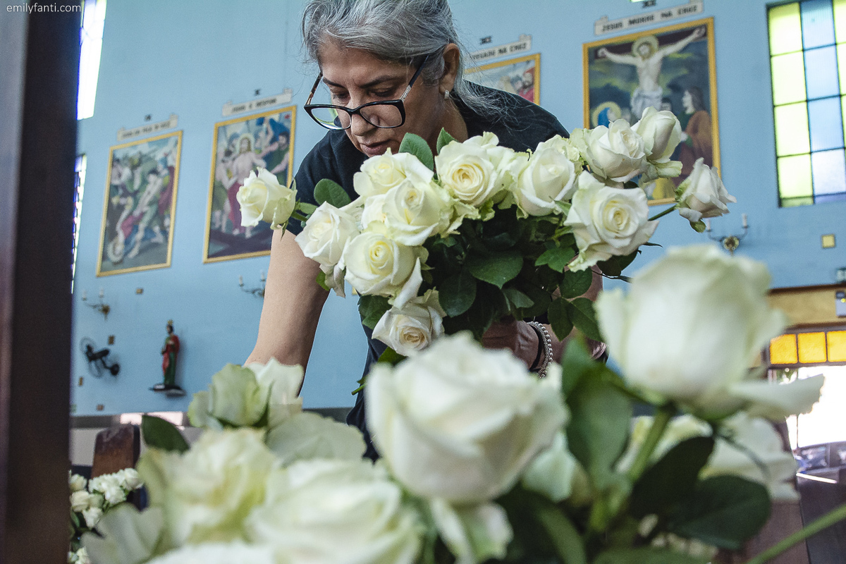 cobertura fotográfica, decor, decoração, decoração de igreja, decoradora, emily fanti, flores, florista, flowers, fotografia de casamento, fotografia de flores, montagem de decoração, noivas, rosas, foto de flores, decoração de casamento, decor casamento