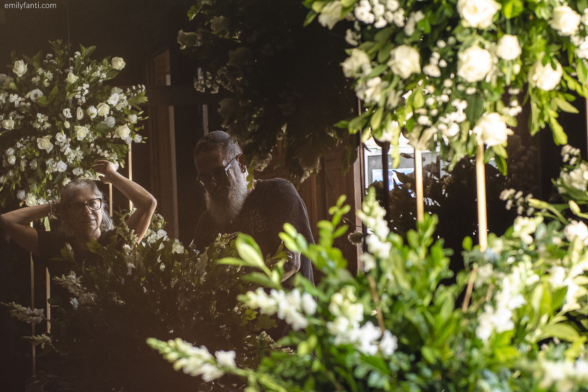 cobertura fotográfica, decor, decoração, decoração de igreja, decoradora, emily fanti, flores, florista, flowers, fotografia de casamento, fotografia de flores, montagem de decoração, noivas, rosas, foto de flores, decoração de casamento, decor casamento