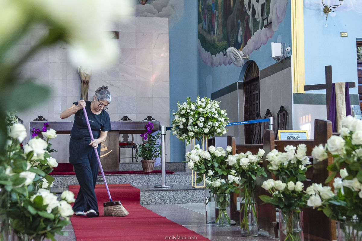 cobertura fotográfica, decor, decoração, decoração de igreja, decoradora, emily fanti, flores, florista, flowers, fotografia de casamento, fotografia de flores, montagem de decoração, noivas, rosas, foto de flores, decoração de casamento, decor casamento