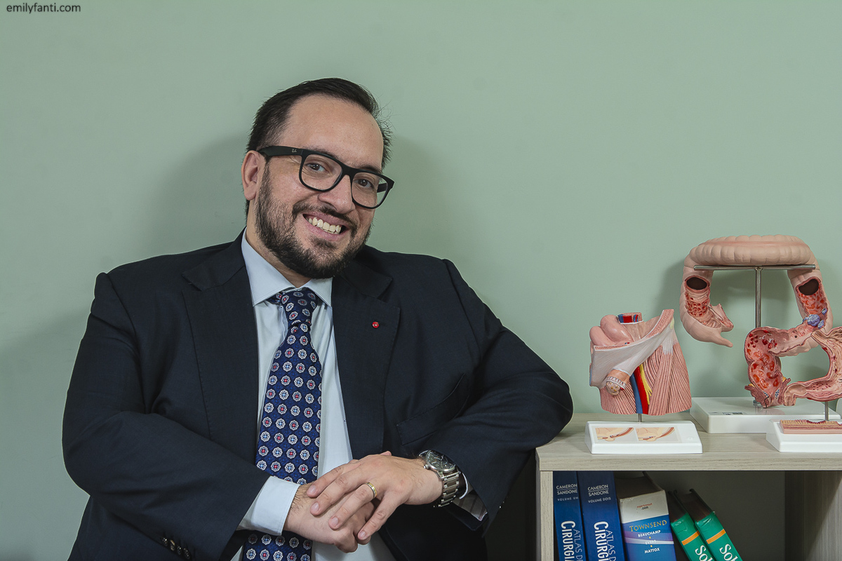 business, cirurgião, clínica médica, construção de imagem, consultório, emily fanti, ensaio fotográfico profissional, estúdio fotográfico em sp, fotografia profissional, gastro, health, medicina, médico, retrato de médico, retrato profissional