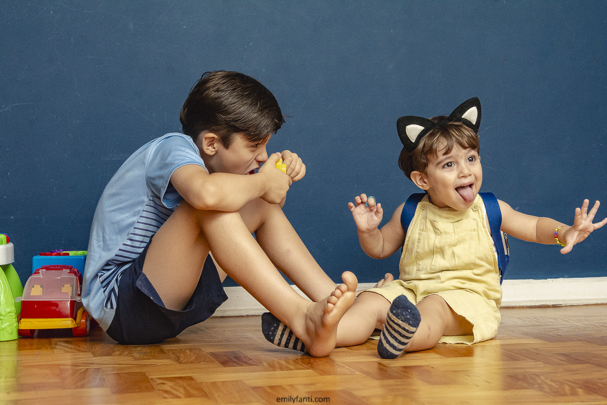 emily fanti, ensaio de família, ensaio fotográfico, ensaio fotográfico de família, estúdio fotográfico em sp, família, foto de família, maternidade, matriarca, maternar, gerações, amor, amor de mãe, foto de familia, ensaio documental, ensaio em casa
