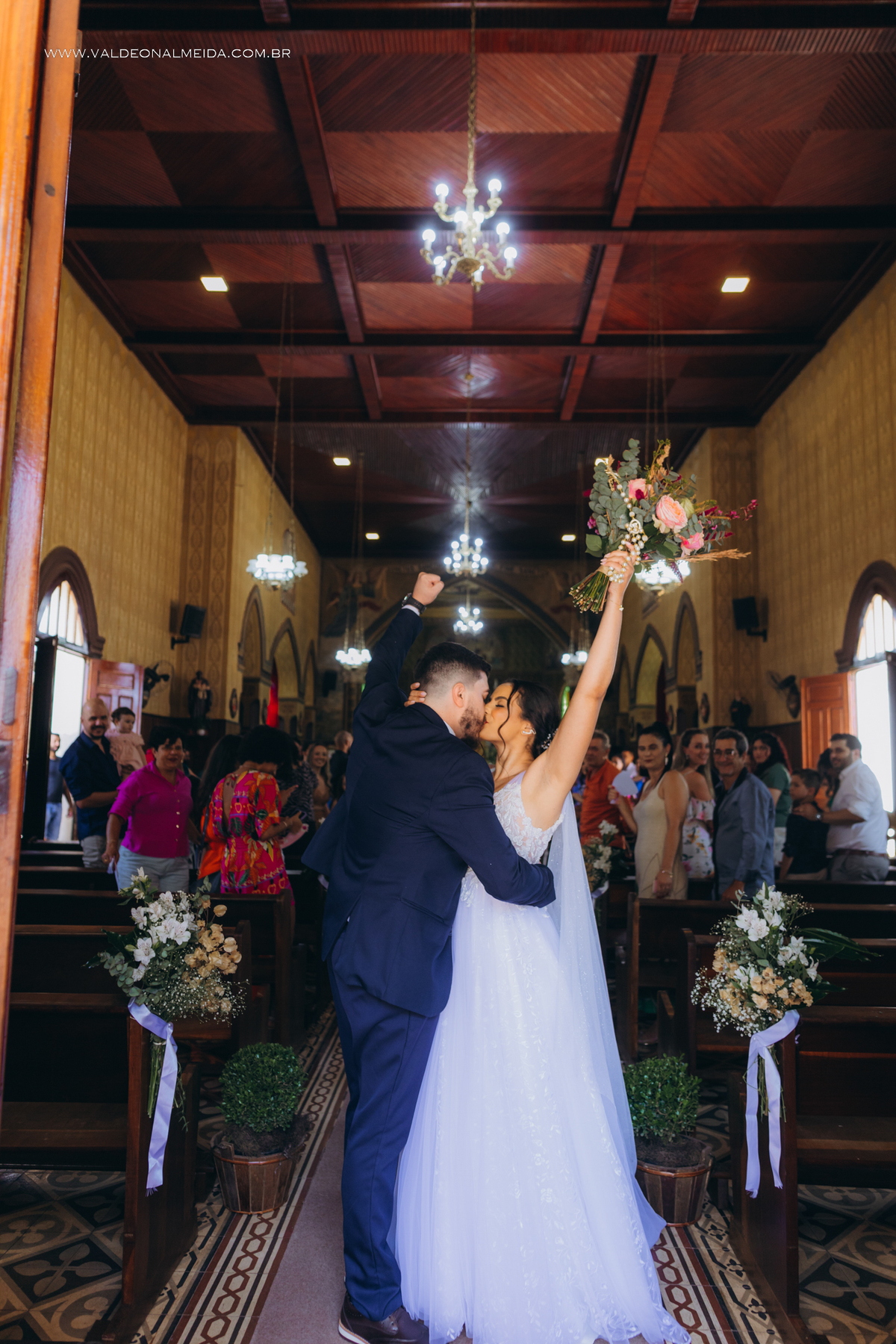 Fotografia de casamento realizado na Igreja Matriz de Santo Antônio de  Posse e no Racho Pegorari - Ingrid e Raul, Fógrafo de casamento, fotógrafo de casameno em santo antonio de posse