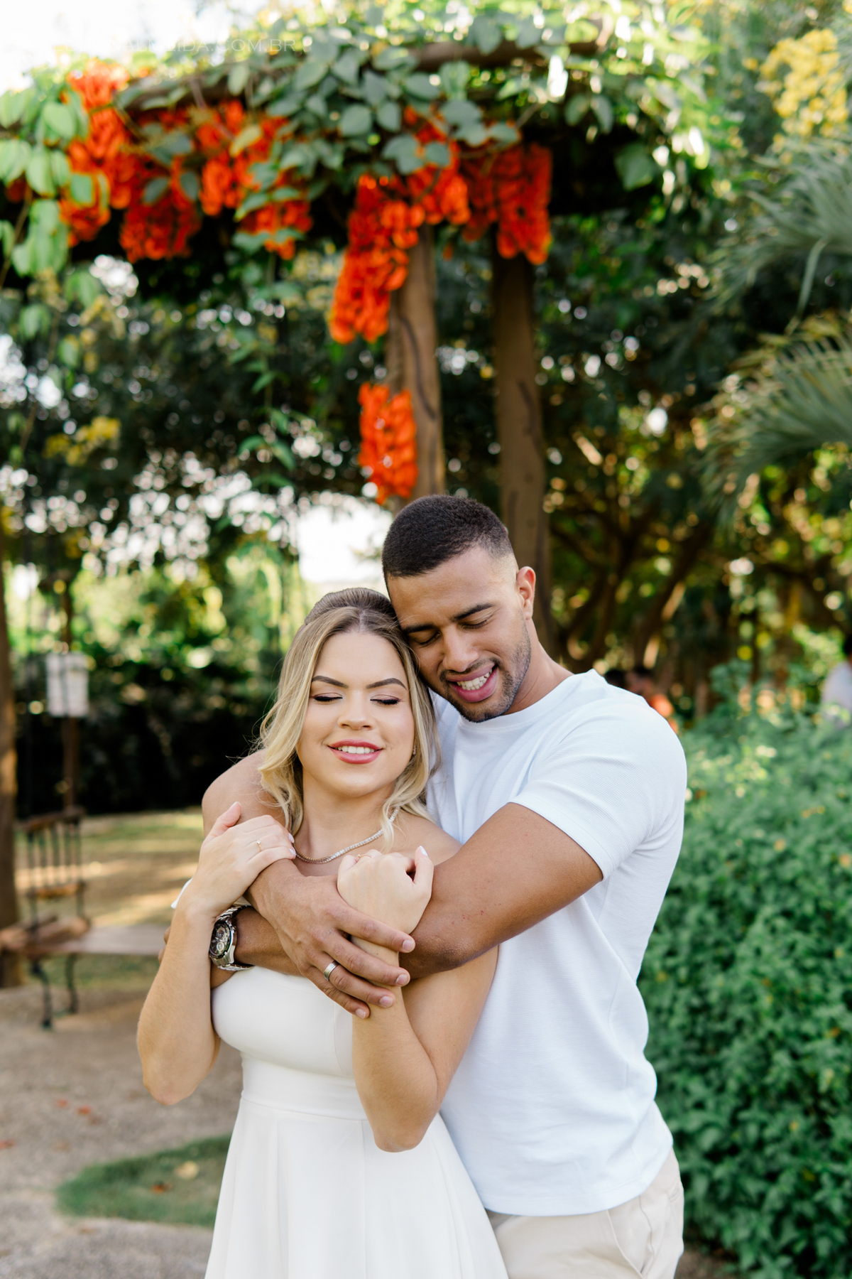 Ensaio fotográfico Pre Wedding do casal Jhenniffer e Oseias no Bloemen Park em Holambra
