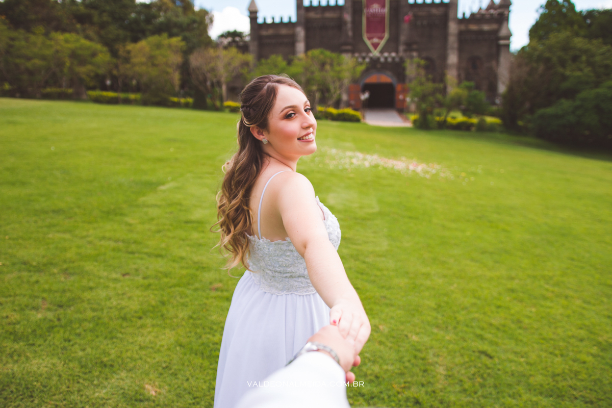 Pre Wedding Gabriela e Rodrigo no Castelo Dos Vinhais em Vinhedo