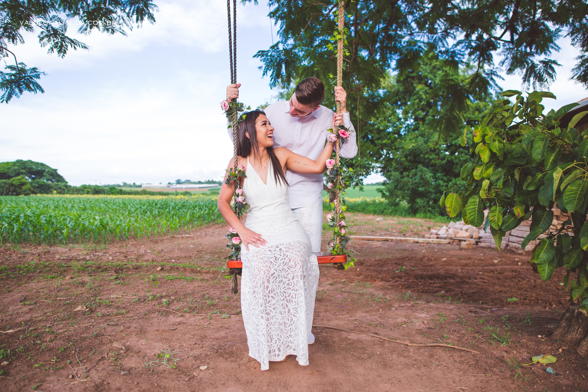 Ensaio Pre Wedding Paula Cavilha e Guilherme em Holambra