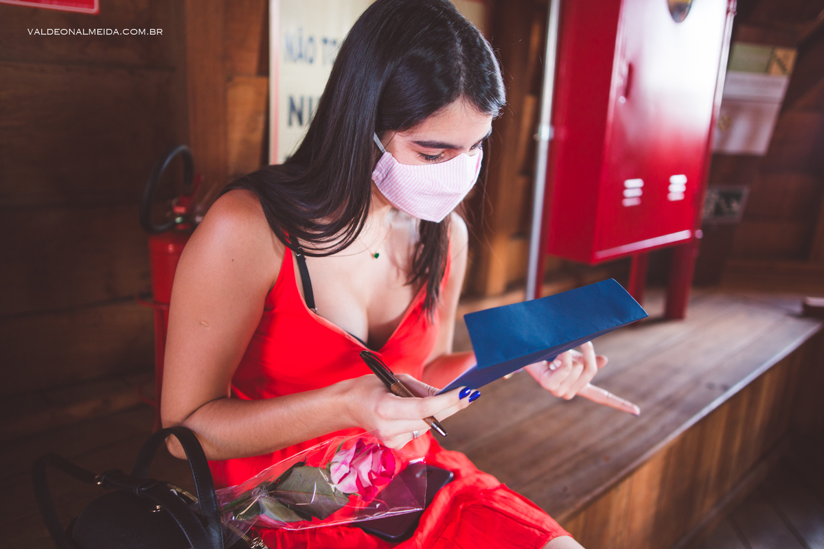 Pedido de casamento surpresa criativo em Holambra