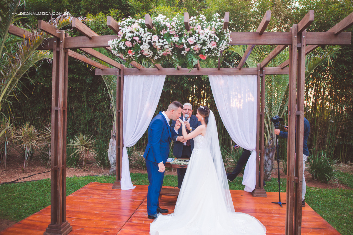 Fotografia de casamento ao ar livre