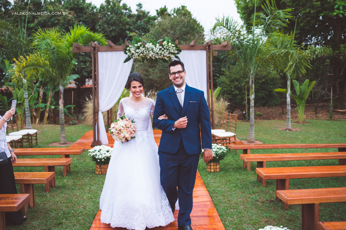 Fotografia de casamento ao ar livre - Amanda e Lucas