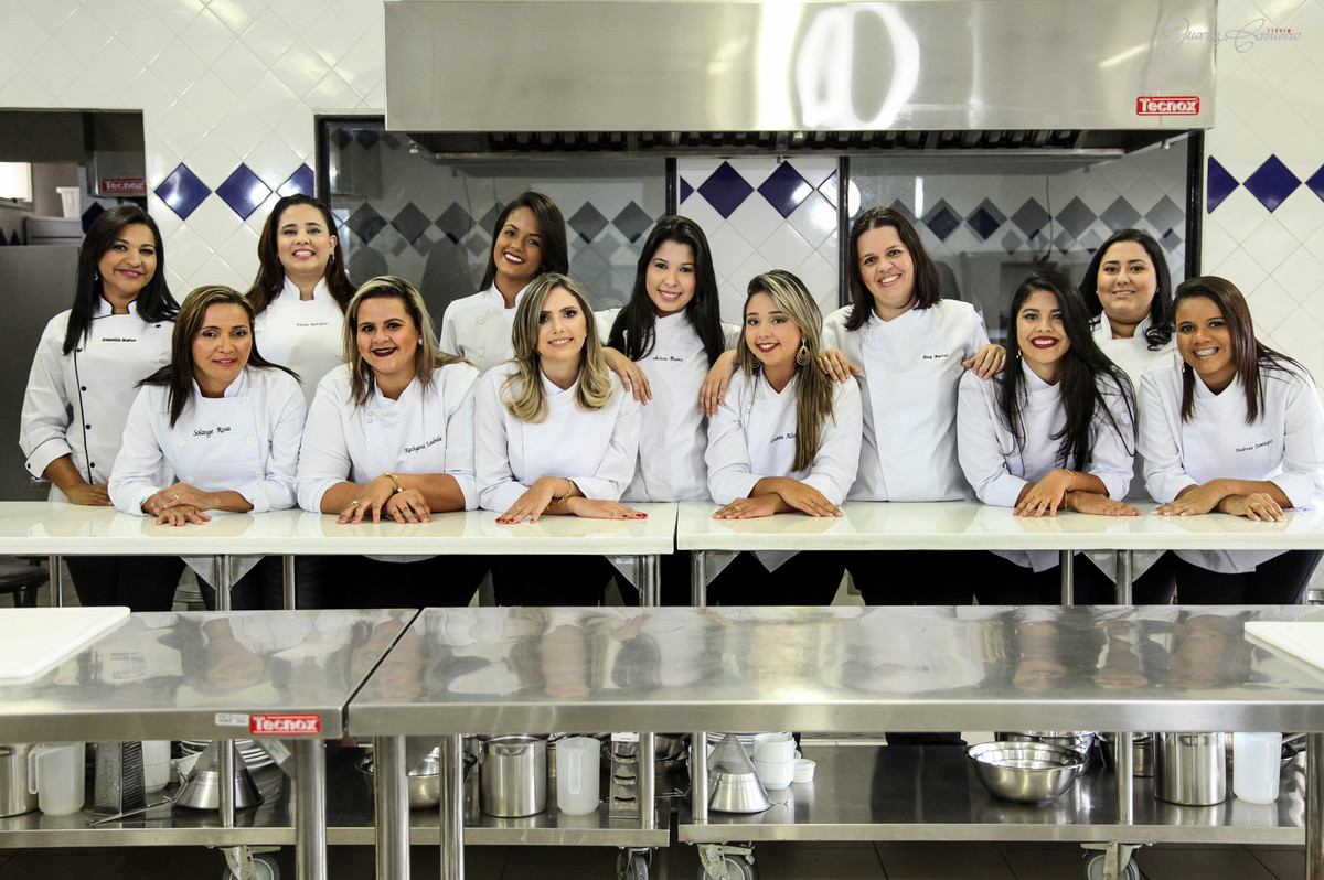 juarez-carneiro-studio-fotografo-fotografia-formatura-joaopessoa-pb-gastronomia-fpb-acacia-beca-baile-auladasaudade-ato