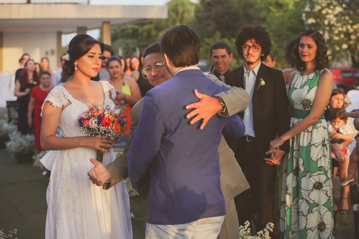 juarez-carneiro-studio-fotografo-joãopessoa-paraiba-jampa-pb-casamento-ensaio-praia-noivos-noivas-feiradenoiva-fotografodecasamento-vestidodenoiva-fotografia-foto-wedding-amor-love-sentimento-casal-juarezcarneirostudio-arte-classico-flores