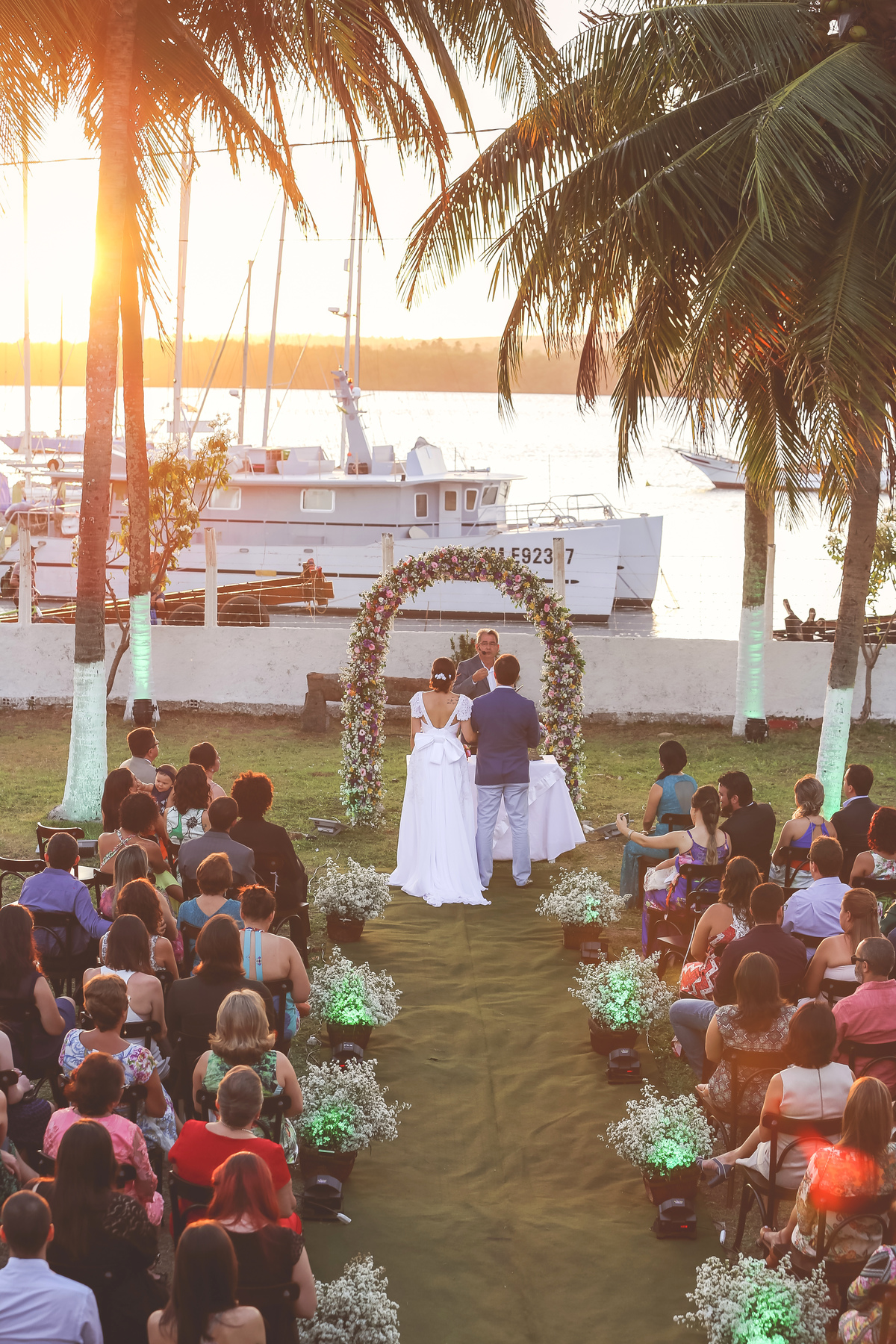 juarez-carneiro-studio-fotografo-joãopessoa-paraiba-jampa-pb-casamento-ensaio-praia-noivos-noivas-feiradenoiva-fotografodecasamento-vestidodenoiva-fotografia-foto-wedding-amor-love-sentimento-casal-juarezcarneirostudio-arte-classico-flores