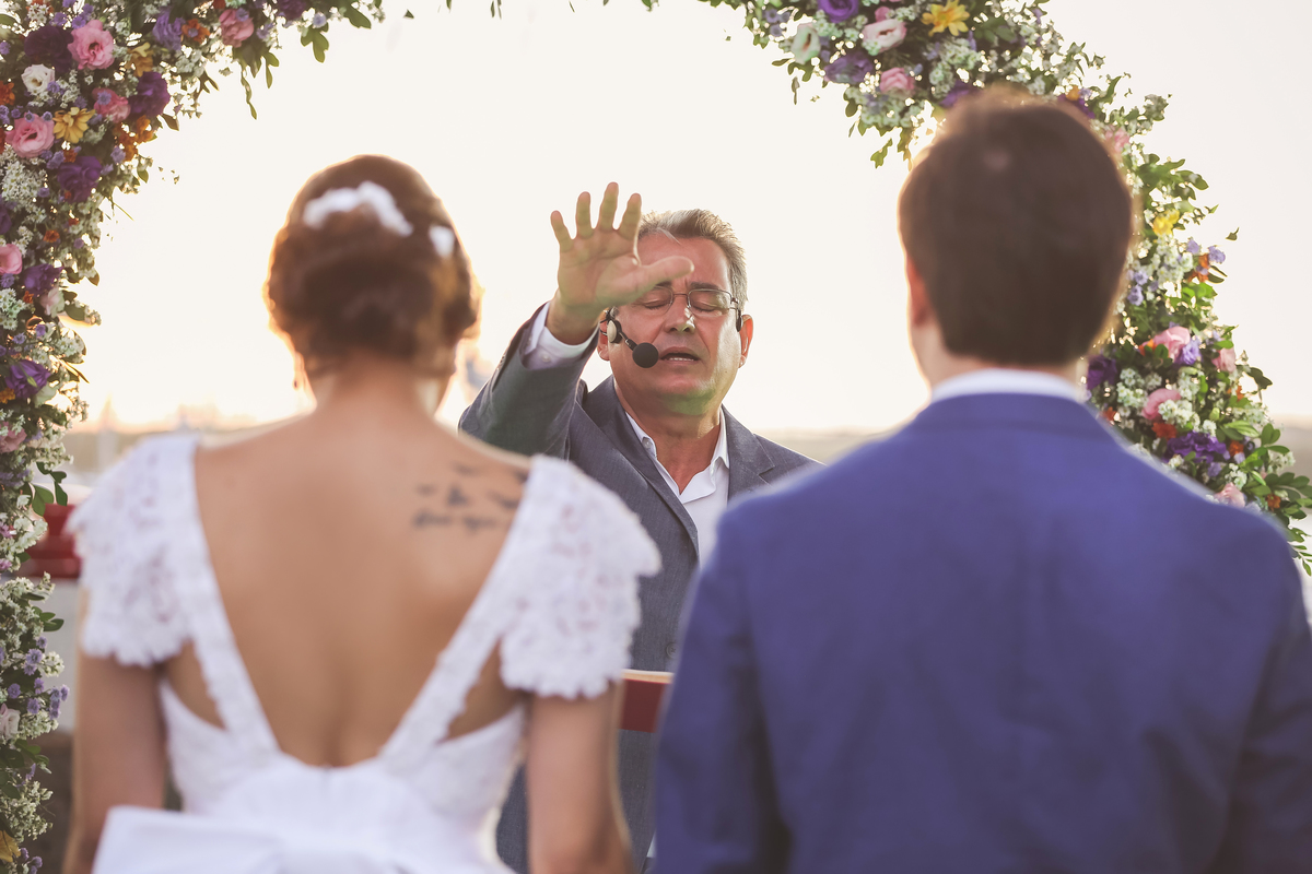 juarez-carneiro-studio-fotografo-joãopessoa-paraiba-jampa-pb-casamento-ensaio-praia-noivos-noivas-feiradenoiva-fotografodecasamento-vestidodenoiva-fotografia-foto-wedding-amor-love-sentimento-casal-juarezcarneirostudio-arte-classico-flores