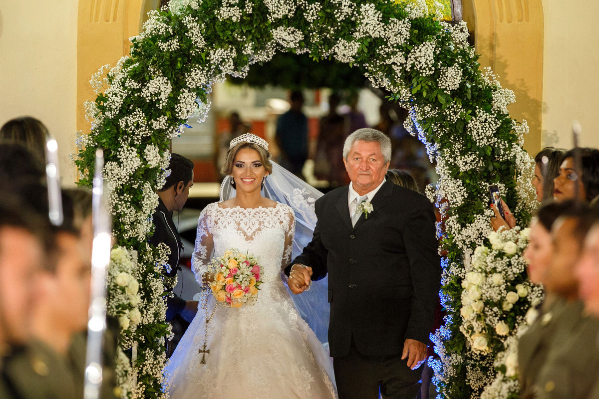 casamento-juarezcarneirostudio-melhorfotografo-fotografonaparaiba-paraiba-joãopessoa-fotos-noiva-noivo-jacaraú-militar-fotografodecasamento-ensaio-historiadecasamento-fotosdecasamento-emoção-tenente-aspirantes-espadas-pb-jampa-igreja-festa-dança