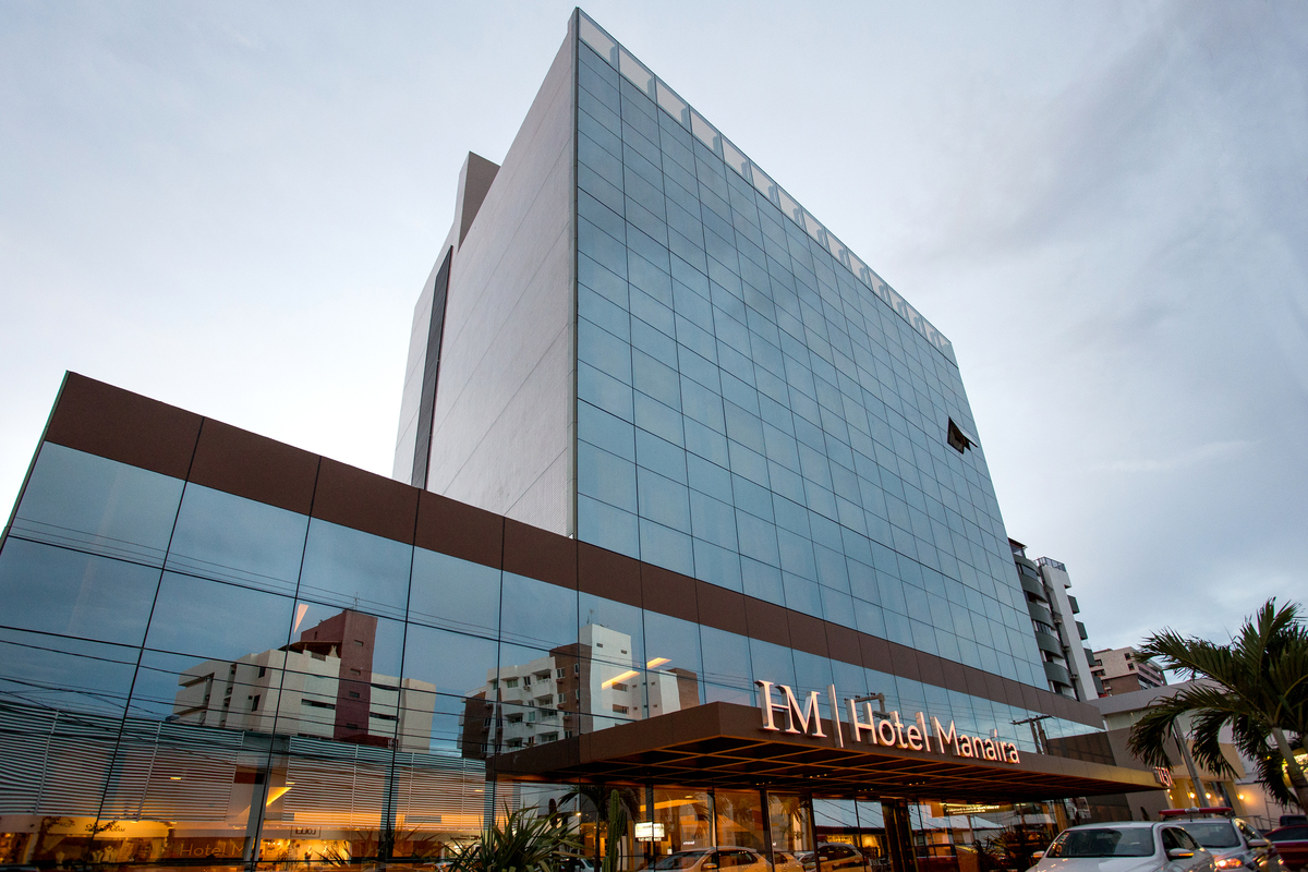 arquitetura-fachadas-peledevidro-fotografo-arquiteto-arquiteta-engenheiro-joãopessoa-paraiba-jampa-pb-engenheiro-construção-esquadrias-vidro-hotel-comercial-residencial-empreendimentos-foto-imagem-predios-edificios-hotelmanaira-manaira