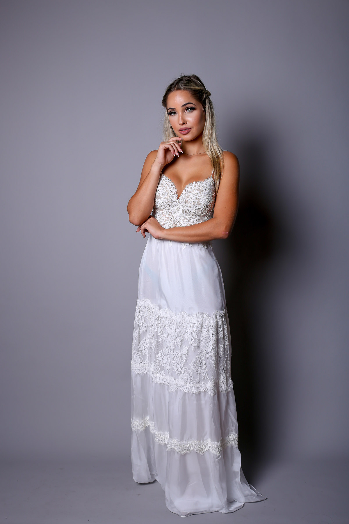 lanny-santana-juarez-carneiro-studio-fotografo-foto-fotografia-moda-roupa-vestidos-cath-clutches-aluga-pra-mim-estúdio-studio-luxo-beleza-blogueira-blog-joãopessoa-paraíba-pb-jampa-fashion-linda-acessorios-bolsa-roupa-feminino-mulher-aluguel-diego