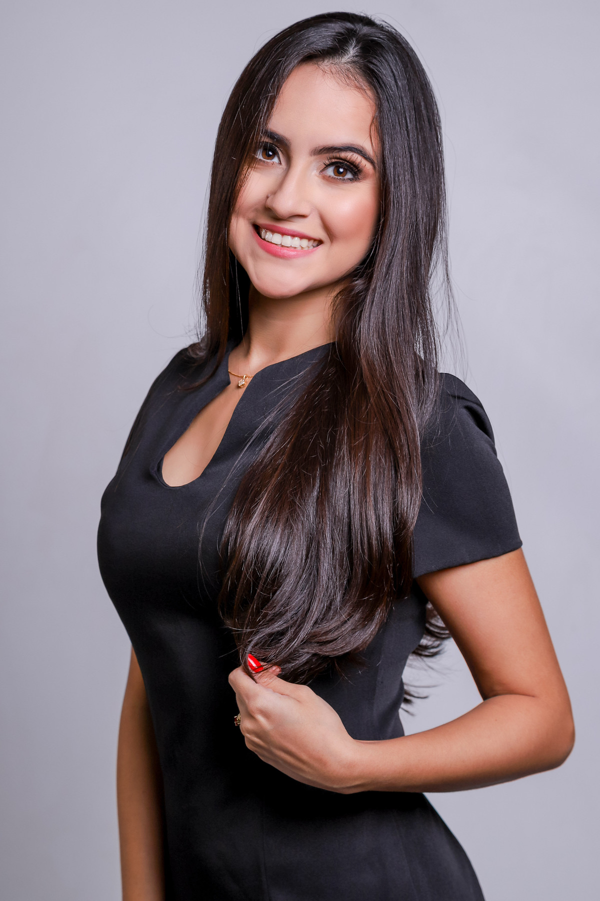 gabriela-cortez-juarez-carneiro-studio-fotografo-formatura-direito-iesp-joãopessoa-paraíba-jampa-pb-formanda-beca-becaspb-foto-estúdio-cadeiradeformatura-advogada-advogado-sonho-realização-capelo-ensaio-sessãodefotos-ufpb-nassau-asper-unipê-unip-fpb-2019