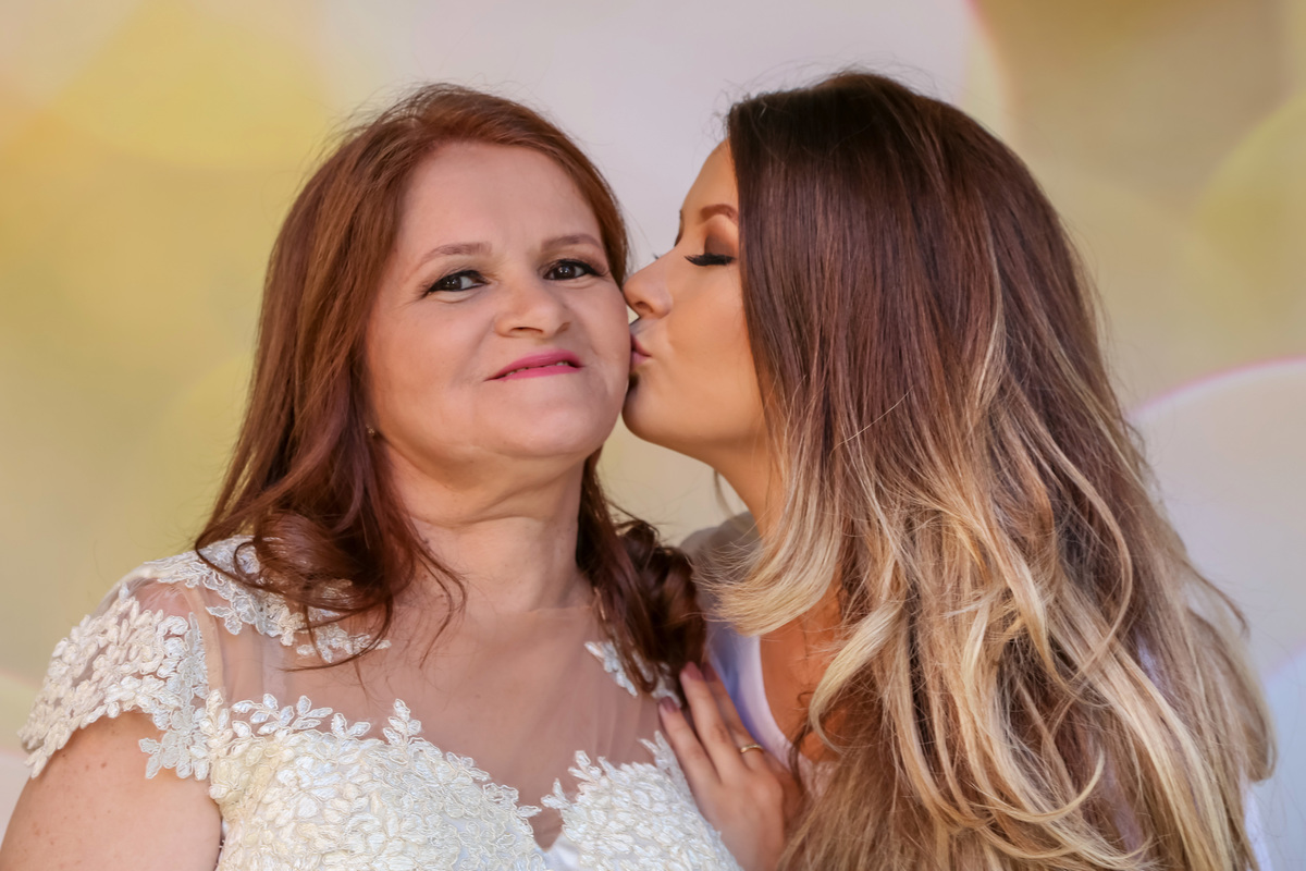 gabriela-cortez-juarez-carneio-studio-diego-fotografia-foto-fotografo-formatura-fono-fonoaudiologia-ufpb-beca-becaspb-joãopessoa-jampa-paraíba-pb-formanda-capelo-diploma-conquista-vitória-praia-auladasaudade-colaçao-baile-festa-jaleco-verde-marriage-pirli