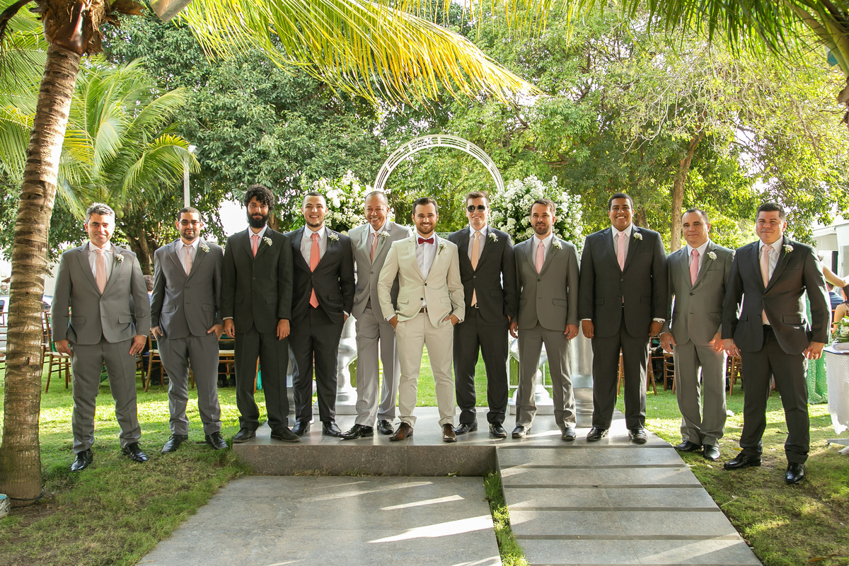 casamento-wedding-noiva-noivo-juarez-carneiro-studio-fotografo-noivos-chacara-nbs-joãopessoa-paraiba-jampa-pb-padrinhos-madrinhas-foto-vestidodenoiva-dia-jardim-jesus-cerimônia-recepção-festa-amor-love-sentimento-emoção-terno-inspiração-casorio-igreja