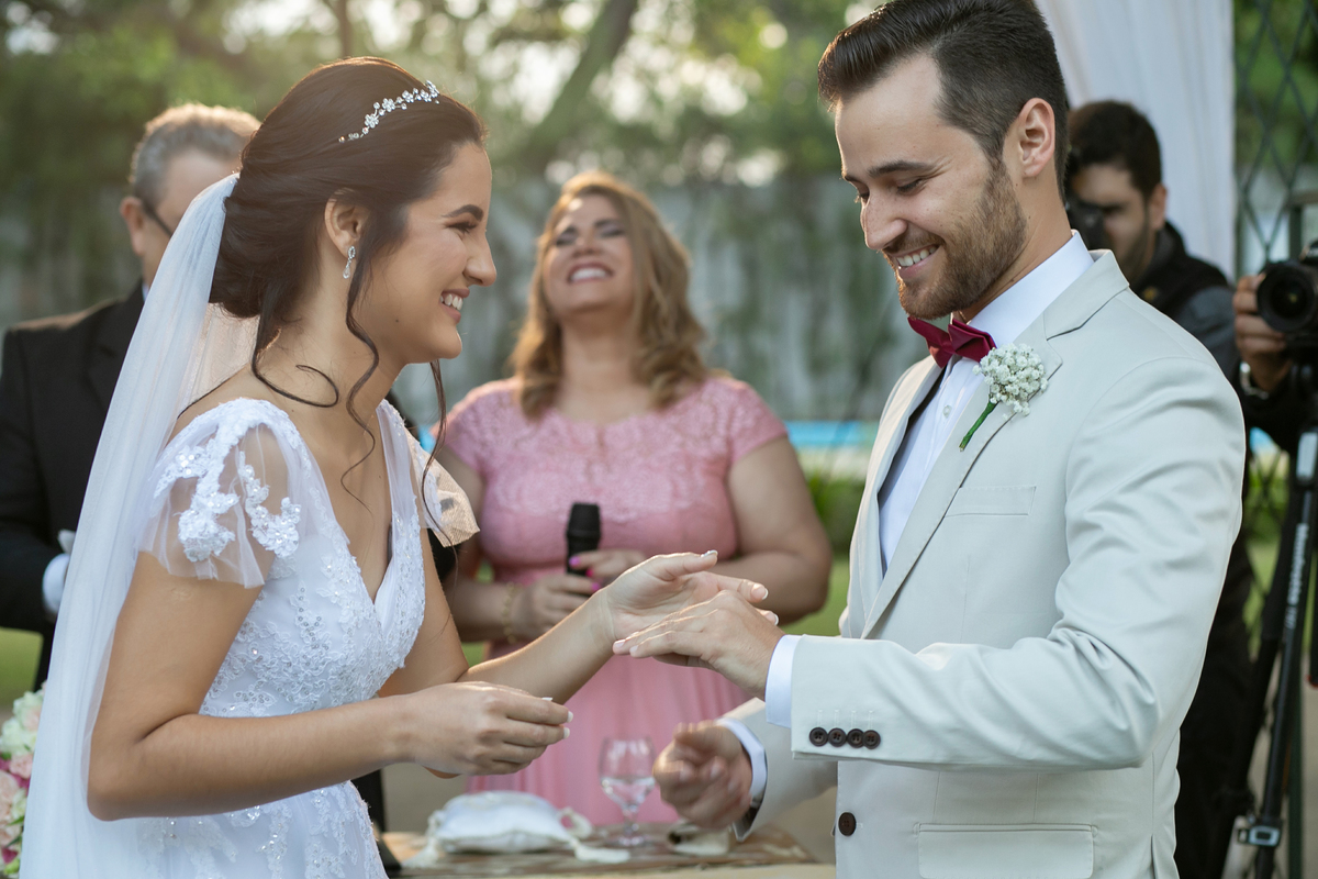casamento-wedding-noiva-noivo-juarez-carneiro-studio-fotografo-noivos-chacara-nbs-joãopessoa-paraiba-jampa-pb-padrinhos-madrinhas-foto-vestidodenoiva-dia-jardim-jesus-cerimônia-recepção-festa-amor-love-sentimento-emoção-terno-inspiração-casorio-igreja