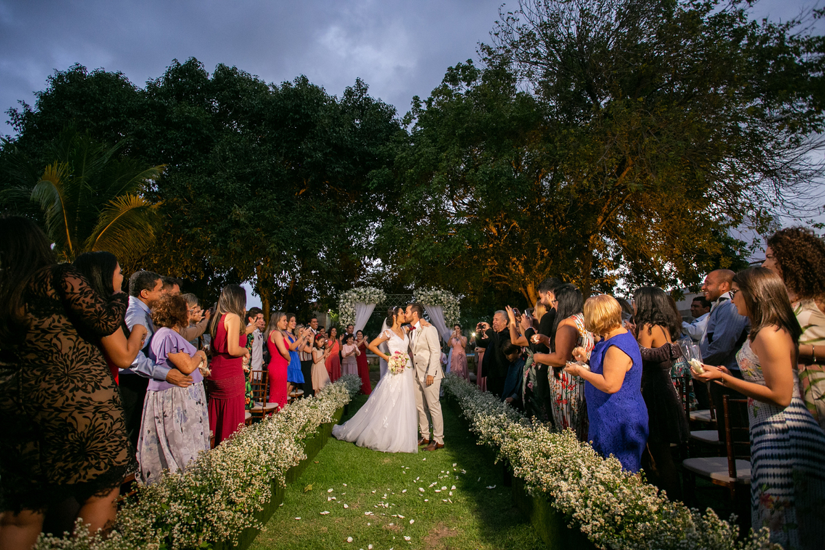 casamento-wedding-noiva-noivo-juarez-carneiro-studio-fotografo-noivos-chacara-nbs-joãopessoa-paraiba-jampa-pb-padrinhos-madrinhas-foto-vestidodenoiva-dia-jardim-jesus-cerimônia-recepção-festa-amor-love-sentimento-emoção-terno-inspiração-casorio-igreja