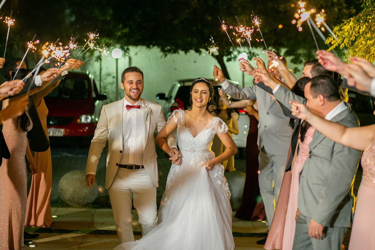 casamento-wedding-noiva-noivo-juarez-carneiro-studio-fotografo-noivos-chacara-nbs-joãopessoa-paraiba-jampa-pb-padrinhos-madrinhas-foto-vestidodenoiva-dia-jardim-jesus-cerimônia-recepção-festa-amor-love-sentimento-emoção-terno-inspiração-casorio-igreja