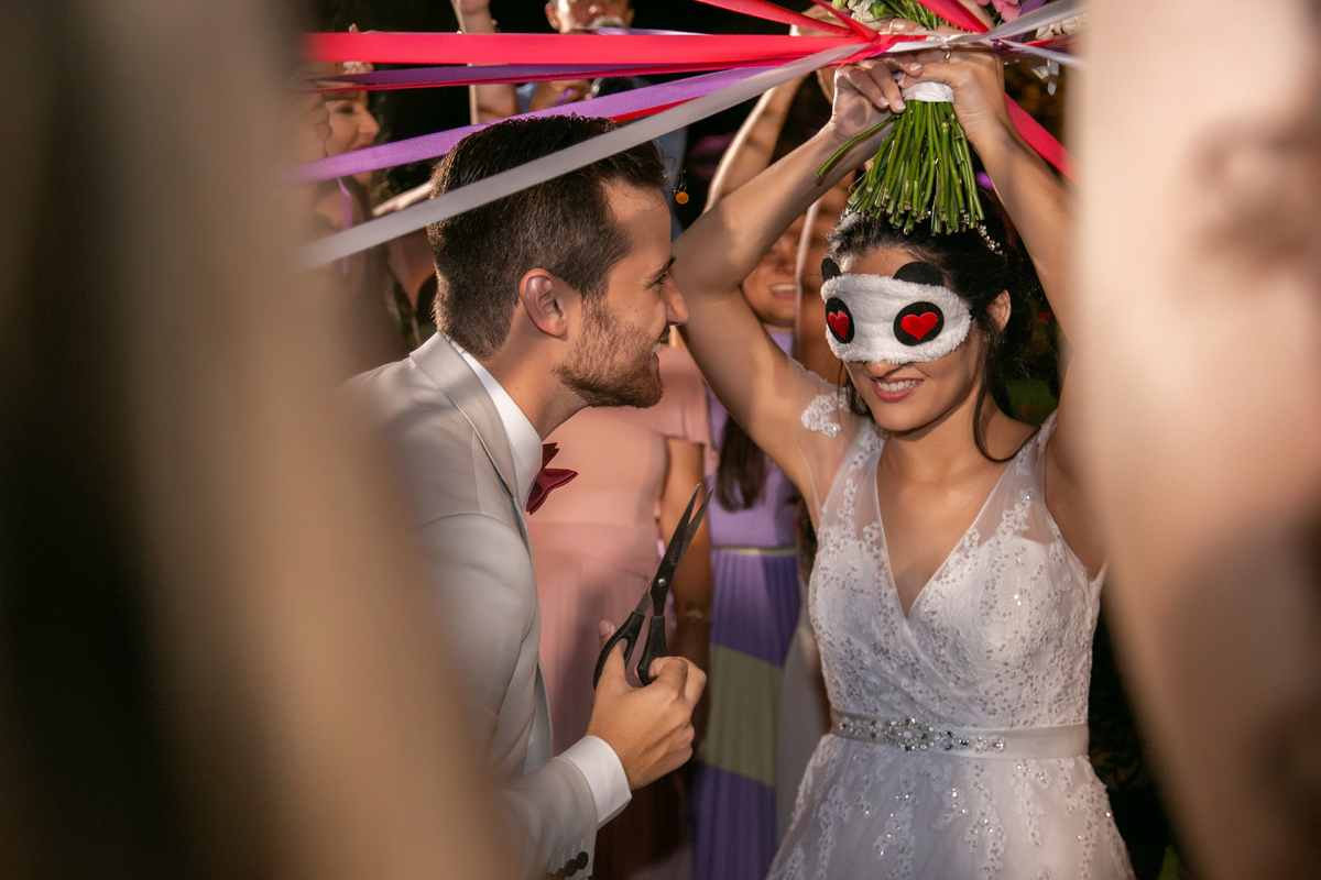 casamento-wedding-noiva-noivo-juarez-carneiro-studio-fotografo-noivos-chacara-nbs-joãopessoa-paraiba-jampa-pb-padrinhos-madrinhas-foto-vestidodenoiva-dia-jardim-jesus-cerimônia-recepção-festa-amor-love-sentimento-emoção-terno-inspiração-casorio-igreja