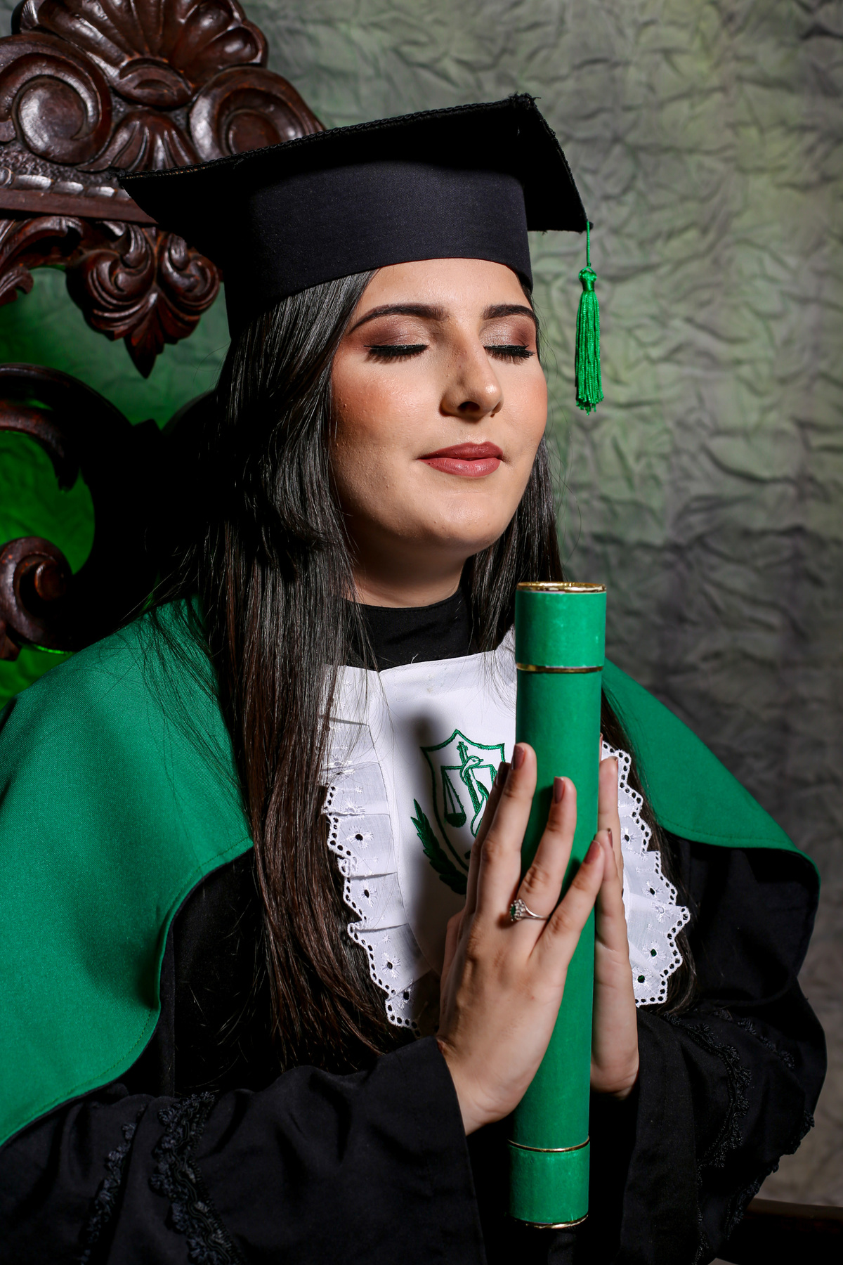 juarez-carneiro-studio-ensaio-sessão-foto-fotografia-formatura-cadeira-capelo-beca-becapb-fpb-nutrição