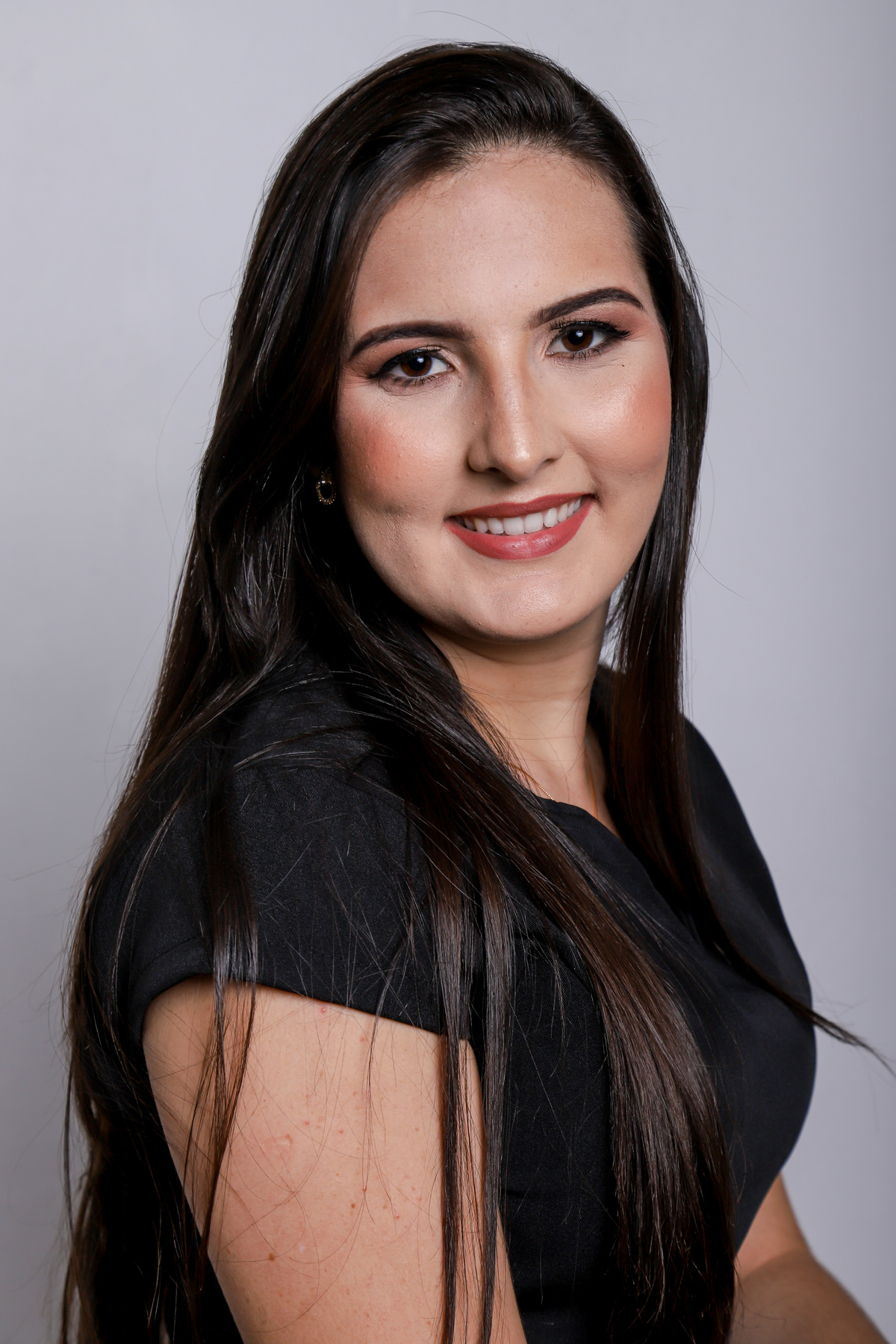 juarez-carneiro-studio-ensaio-sessão-foto-fotografia-formatura-cadeira-capelo-beca-becapb-fpb-nutrição