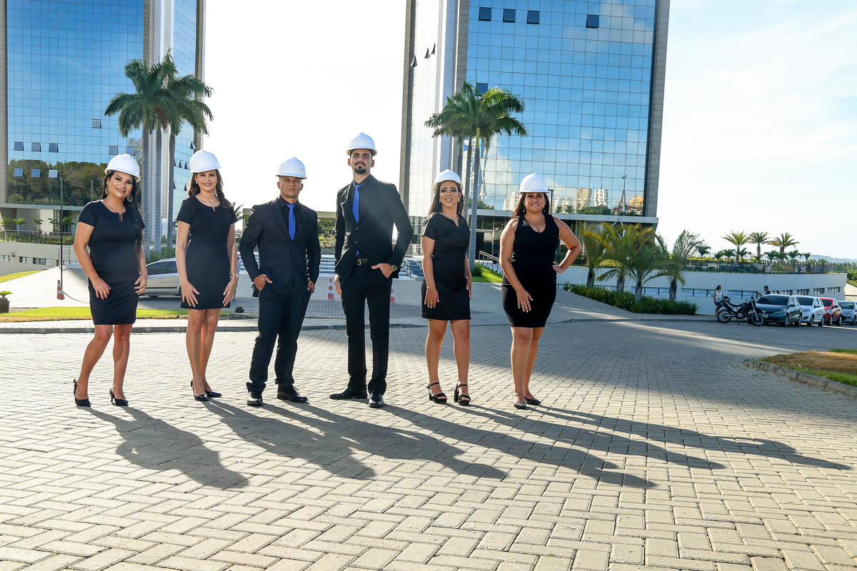 juarez-carneiro-studio-formatura-fotos-fotografo-beca-capelo-formanda-engenheira-cadeira-sessões-externas-praia-diquedecabedelo-joãopessoa-paraiba-pb-jp-fotografia-unipê-ufpb-uniesp-fpb-fap-asper-diploma-formandos-estúdio