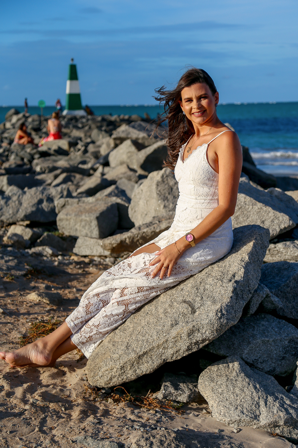 juarez-carneiro-studio-formatura-fotos-fotografo-beca-capelo-formanda-engenheira-cadeira-sessões-externas-praia-diquedecabedelo-joãopessoa-paraiba-pb-jp-fotografia-unipê-ufpb-uniesp-fpb-fap-asper-diploma-formandos-estúdio