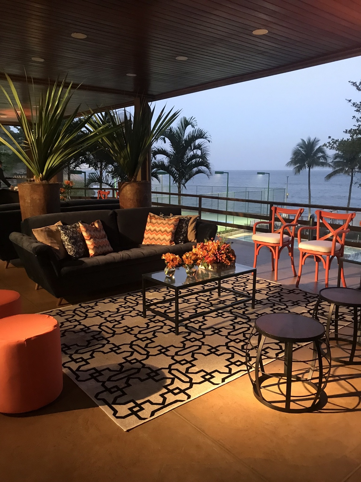 Corporativo Djur -Globo - Windsor 