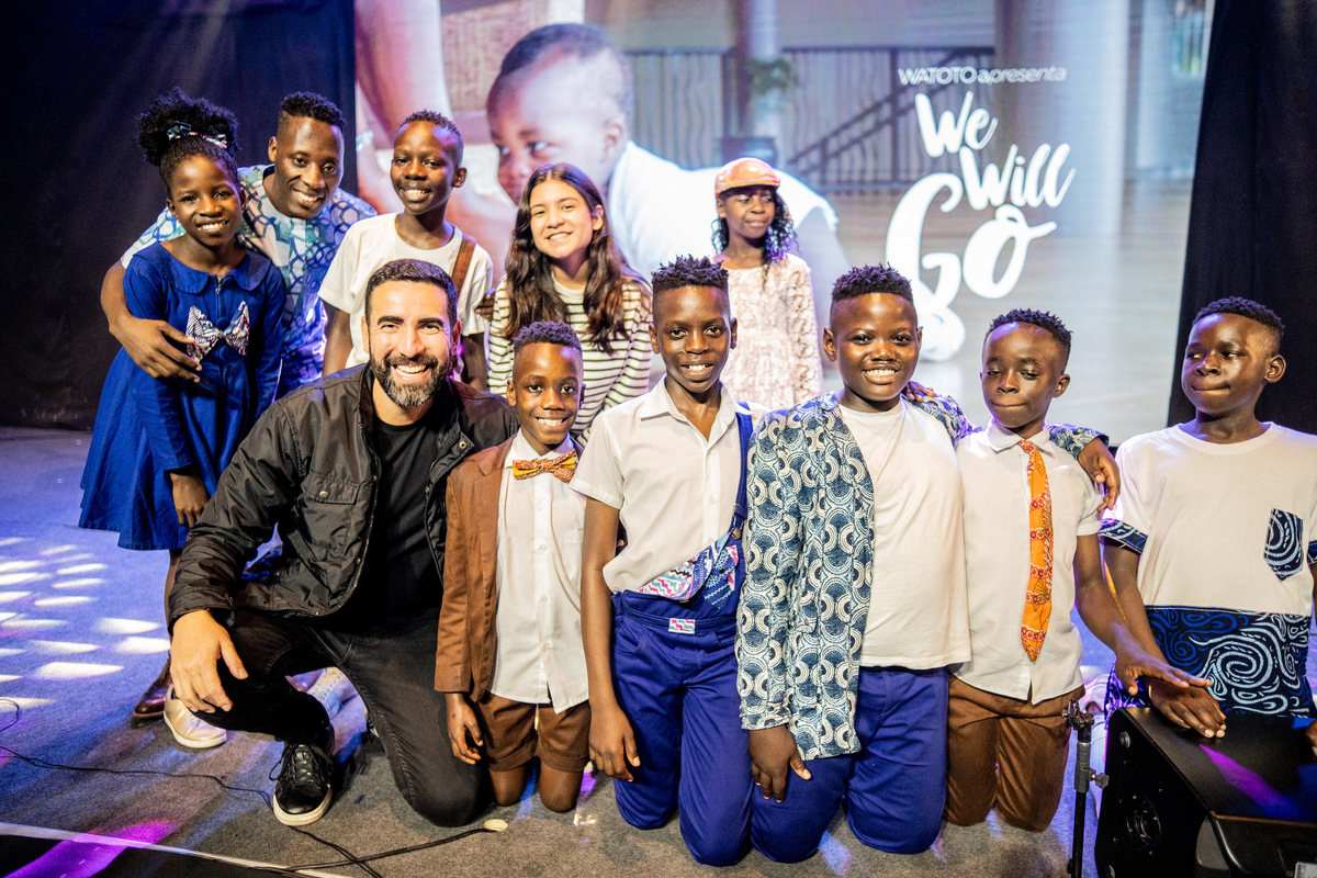 CgGuarulhos cg Guarulhos Pastor FERNANDO DINIZ Samuel Mendonça Igreja Shopping Internacional Guarulhos Coral Watoto Watoto felicidade alegria Jesus Deus louvor adoração Fotografia talento