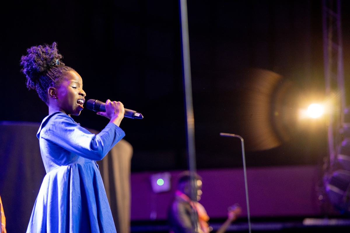 CgGuarulhos cg Guarulhos Pastor FERNANDO DINIZ Samuel Mendonça Igreja Shopping Internacional Guarulhos Coral Watoto Watoto felicidade alegria Jesus Deus louvor adoração Fotografia talento