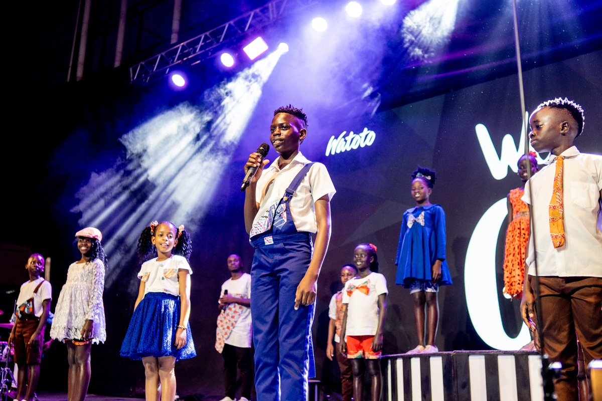 CgGuarulhos cg Guarulhos Pastor FERNANDO DINIZ Samuel Mendonça Igreja Shopping Internacional Guarulhos Coral Watoto Watoto felicidade alegria Jesus Deus louvor adoração Fotografia talento