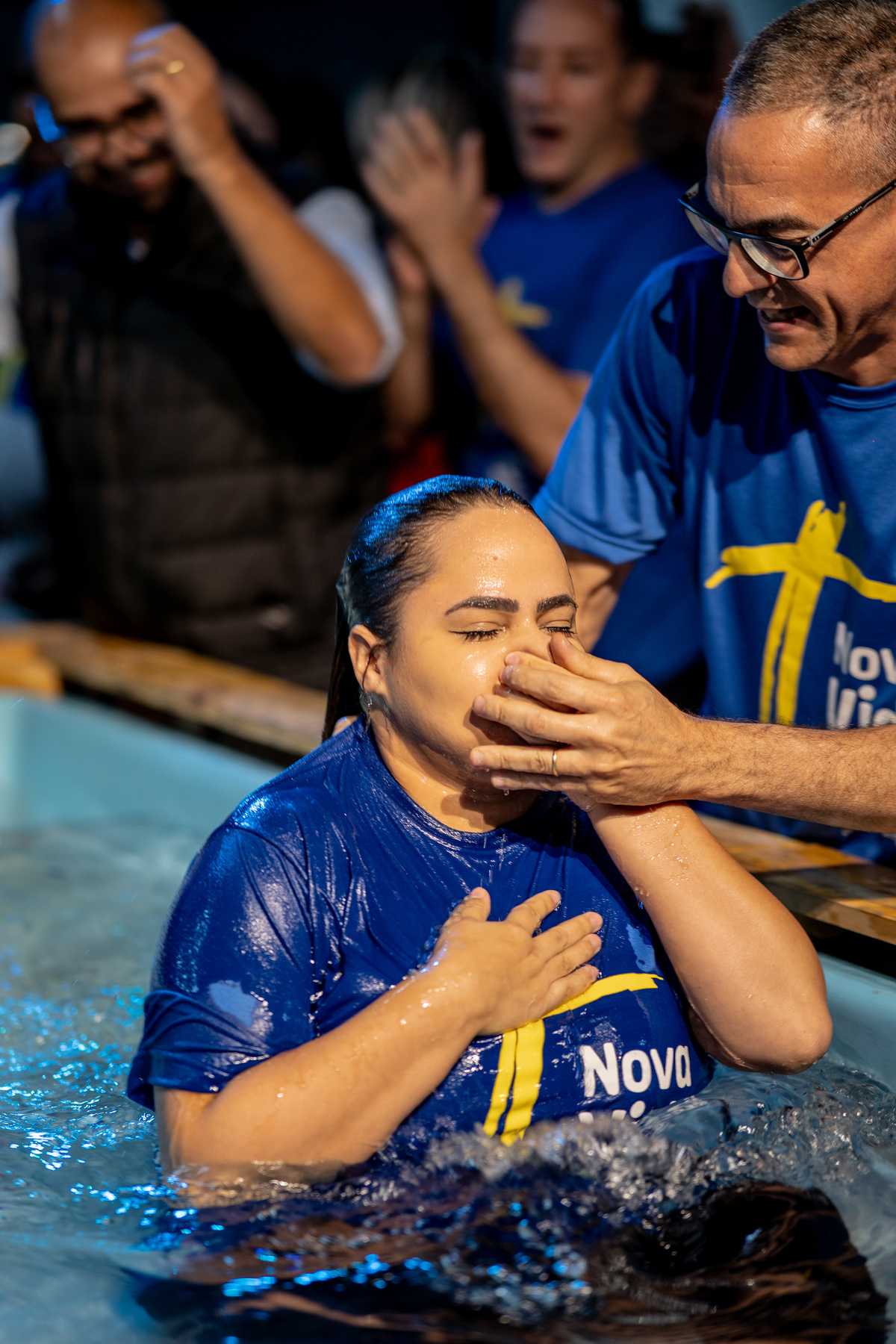 Comunidade da Graça cgguarulhos Cg Guarulhos FERNANDO DINIZ Pastor Fernando Diniz Batismo Batismo nas águas fotografia Jesus Igreja Família