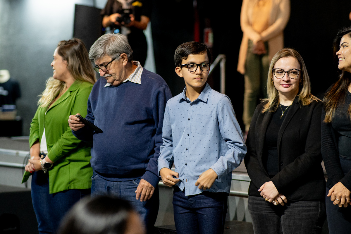 apresentação novos membros fernando diniz Comunidade da graça Guarulhos cg guarulhos