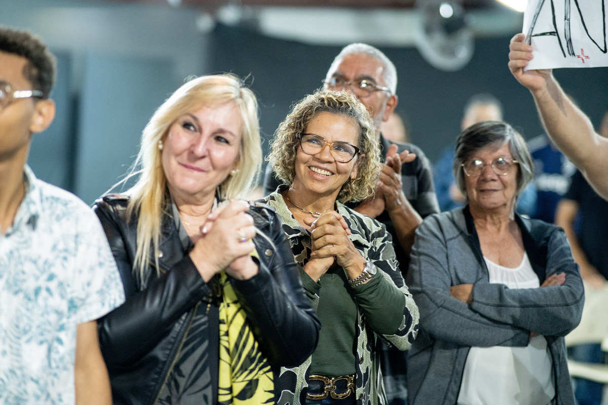 apresentação novos membros fernando diniz Comunidade da graça Guarulhos cg guarulhos