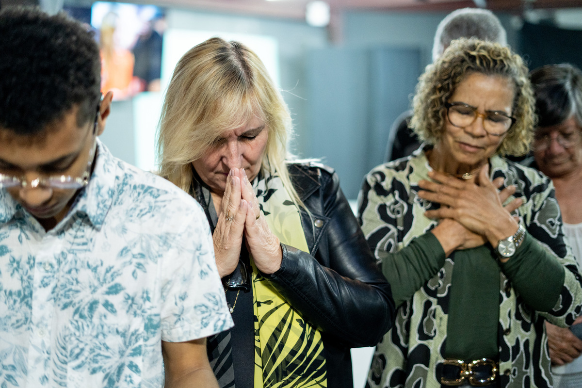 apresentação novos membros fernando diniz Comunidade da graça Guarulhos cg guarulhos