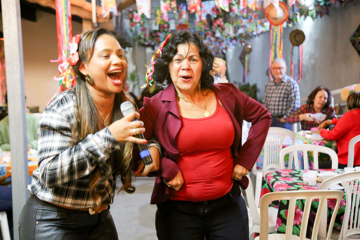 Arraiá Seniors
cg Guarulhos comunidade da Graça Guarulhos festa Junina shopping internacional fernando diniz