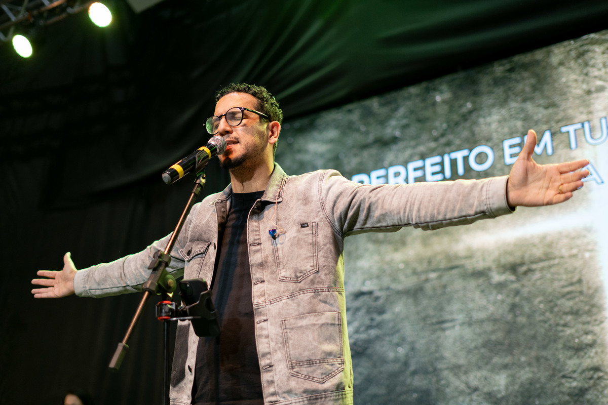 Fernando Diniz Samuel Mendonça Cg Guarulhos CgGuarulhos Comunidade da Graça em Guarulhos Show música Jesus louvor adoração Guarulhos Shopping Internacional Igreja