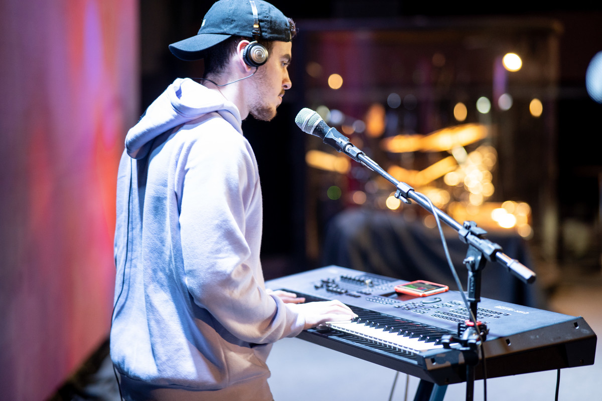 Samuel Mendonça, Comunidade da Graça, Cg Guarulhos, CGG, Fernando Diniz, Shopping Internacional, culto milagres, milagres, Jesus, adoração, Louvor, Davi Martins